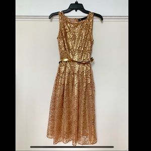 ✨ Leslie Fay Gold Lace Dress with Matching Belt ✨